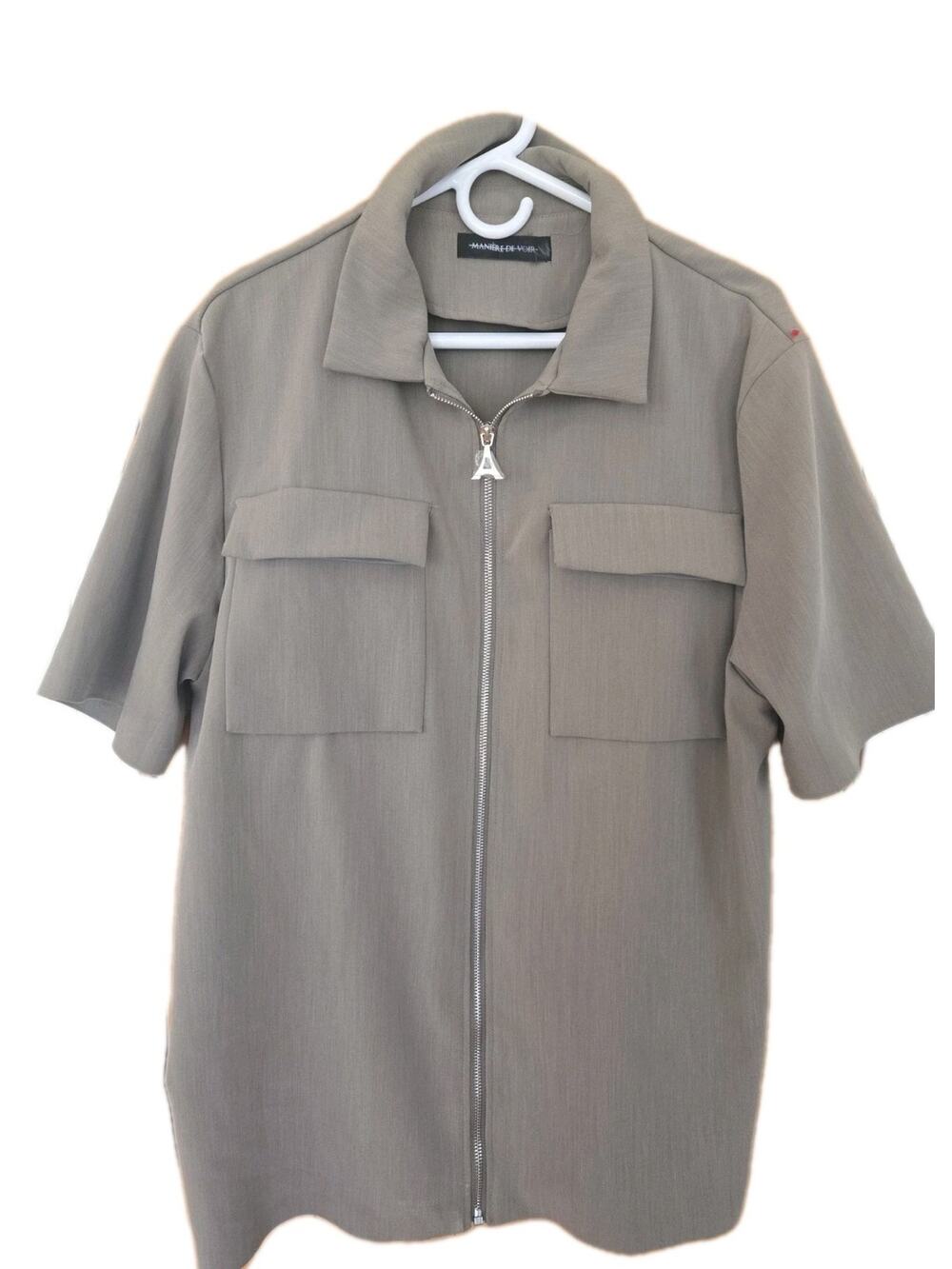 Maniere De Voir Men Button Down Short Sleeve Shirt Size XL New Without Tags
